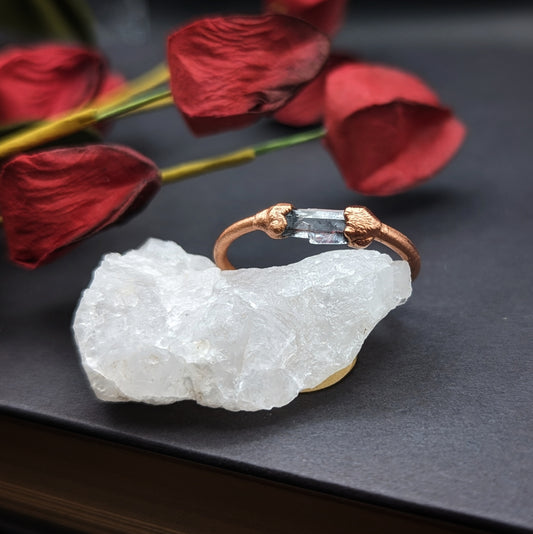 Clear Quartz Ring - Size 10